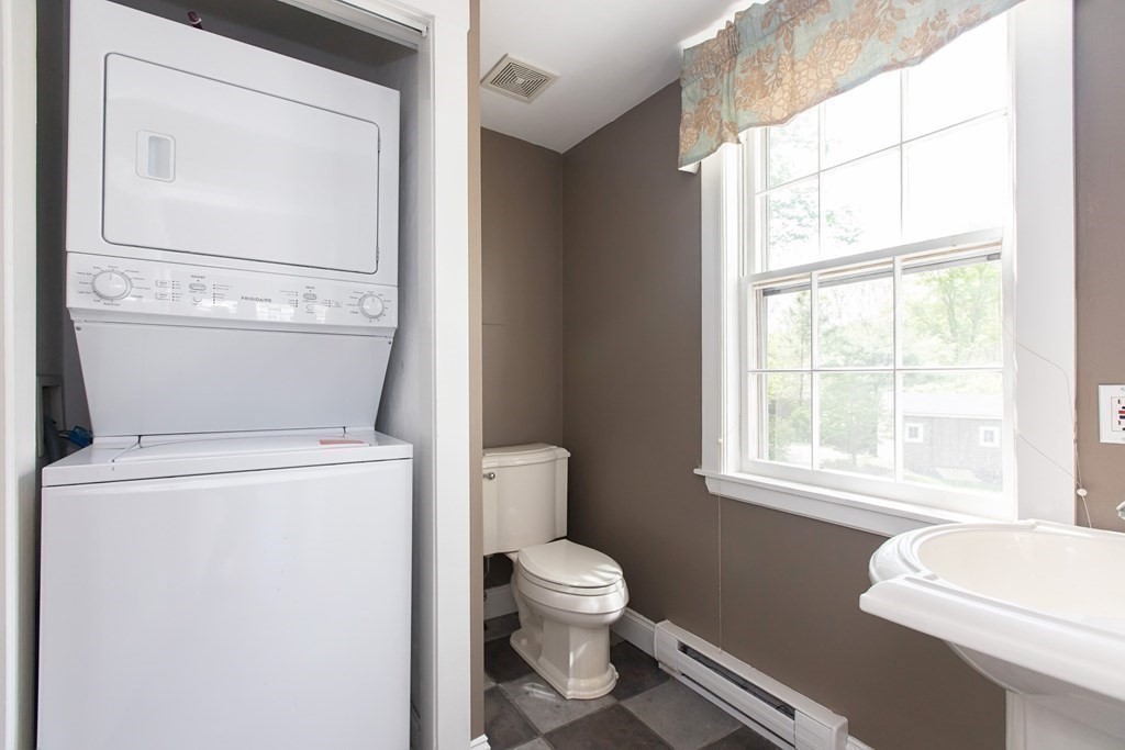 237-239 South Street Hingham, MA 02043 - Photo 13 of 36