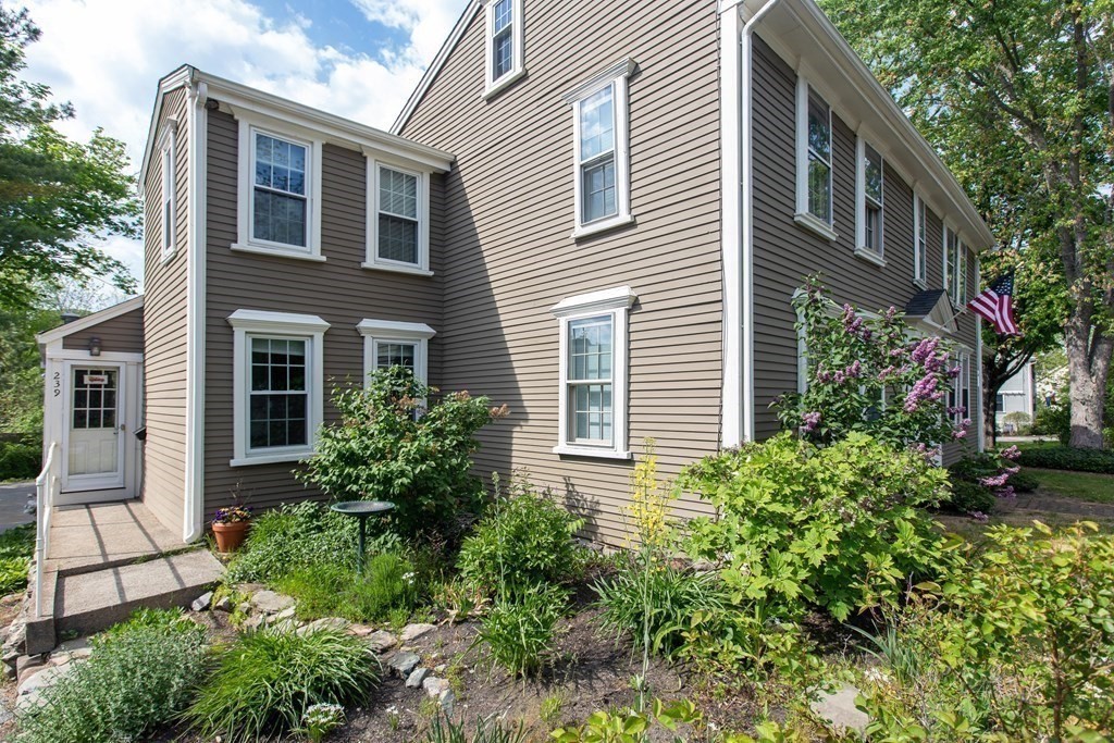 237-239 South Street Hingham, MA 02043 - Photo 23 of 36