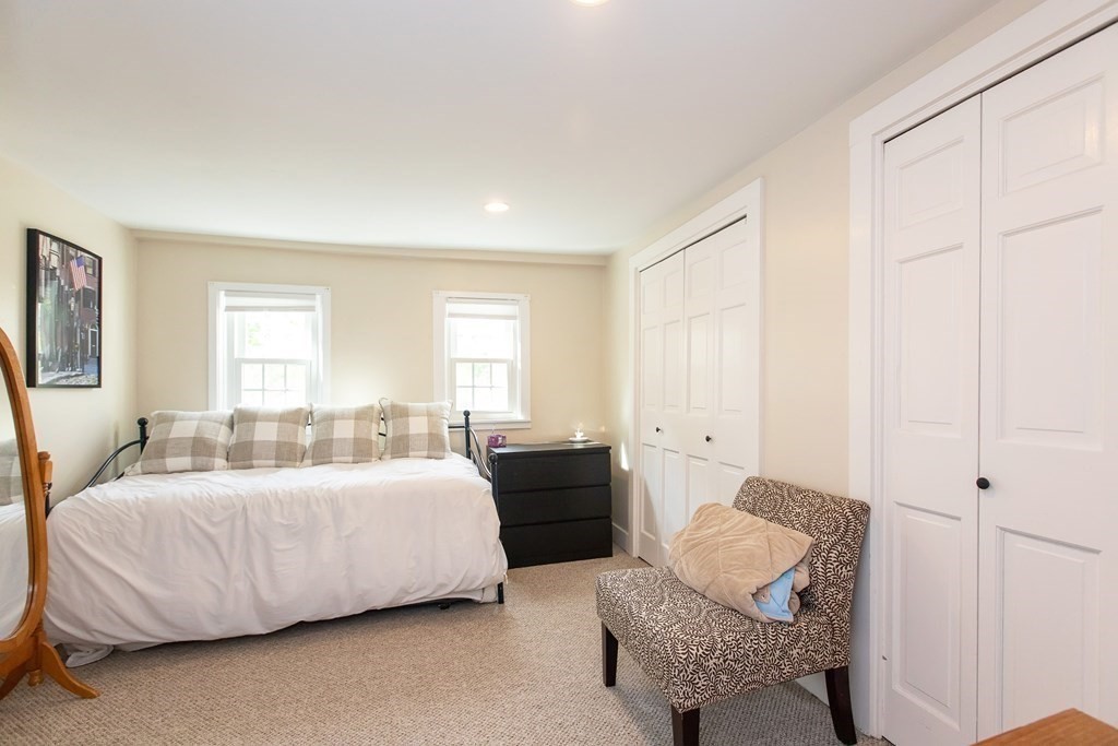 237-239 South Street Hingham, MA 02043 - Photo 32 of 36