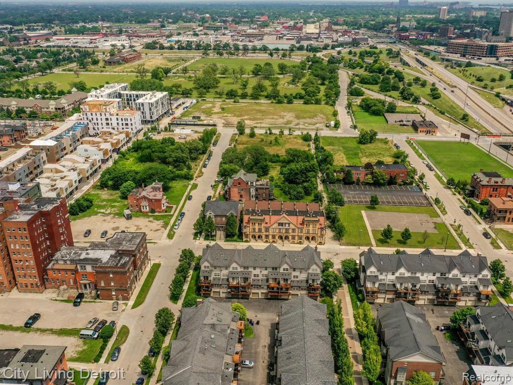 2545 John R Street Detroit, MI 48201 - Photo 30 of 37