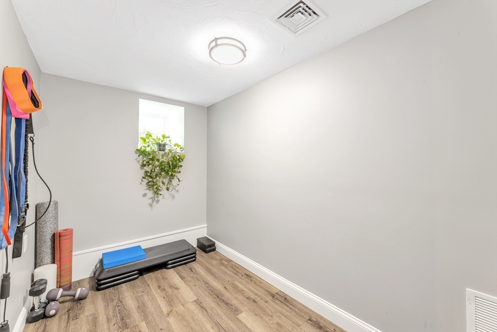 11 Chase Avenue, Unit 1 Lexington, MA 02421 - Photo 23 of 40