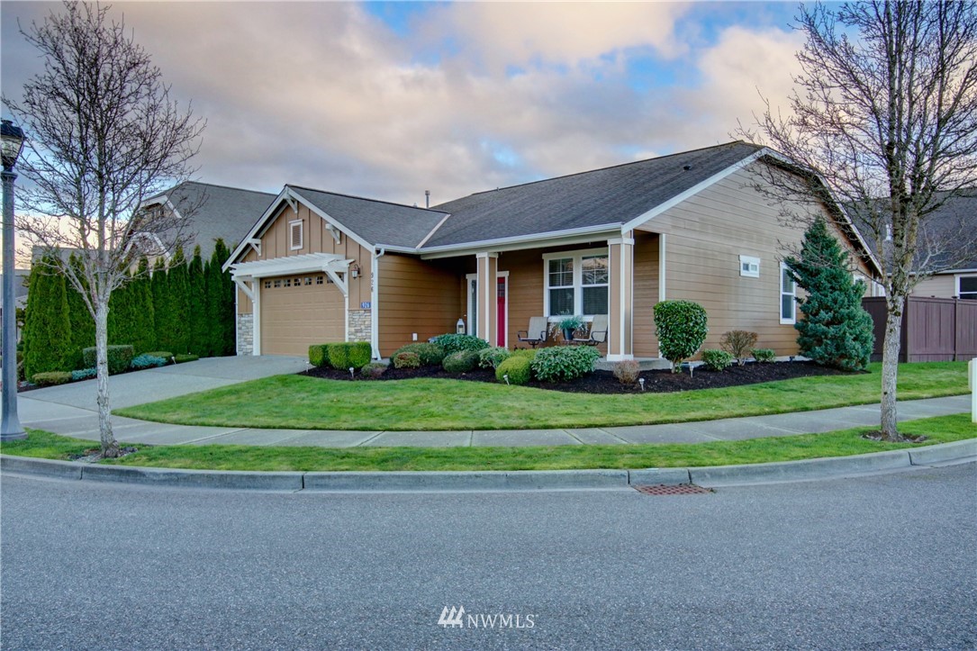 926 Chestnut Loop Mount Vernon, WA 98274 - Photo 1 of 31 Gallery Image 1