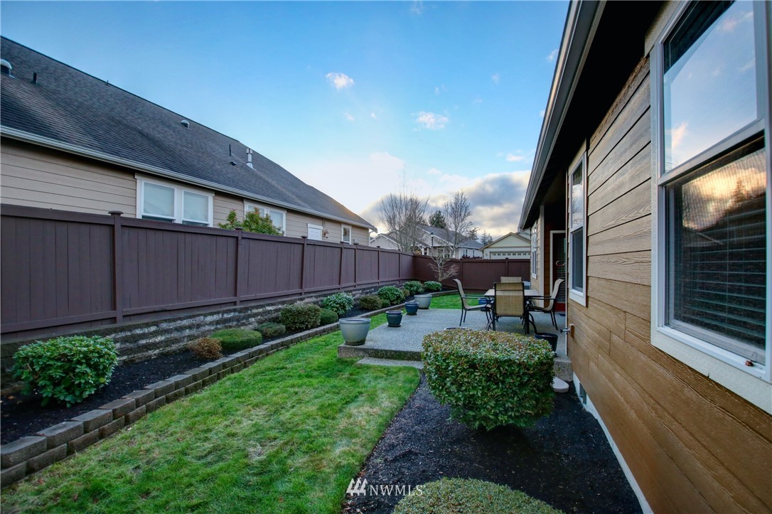 926 Chestnut Loop Mount Vernon, WA 98274 - Photo 5 of 31 Gallery Image 5