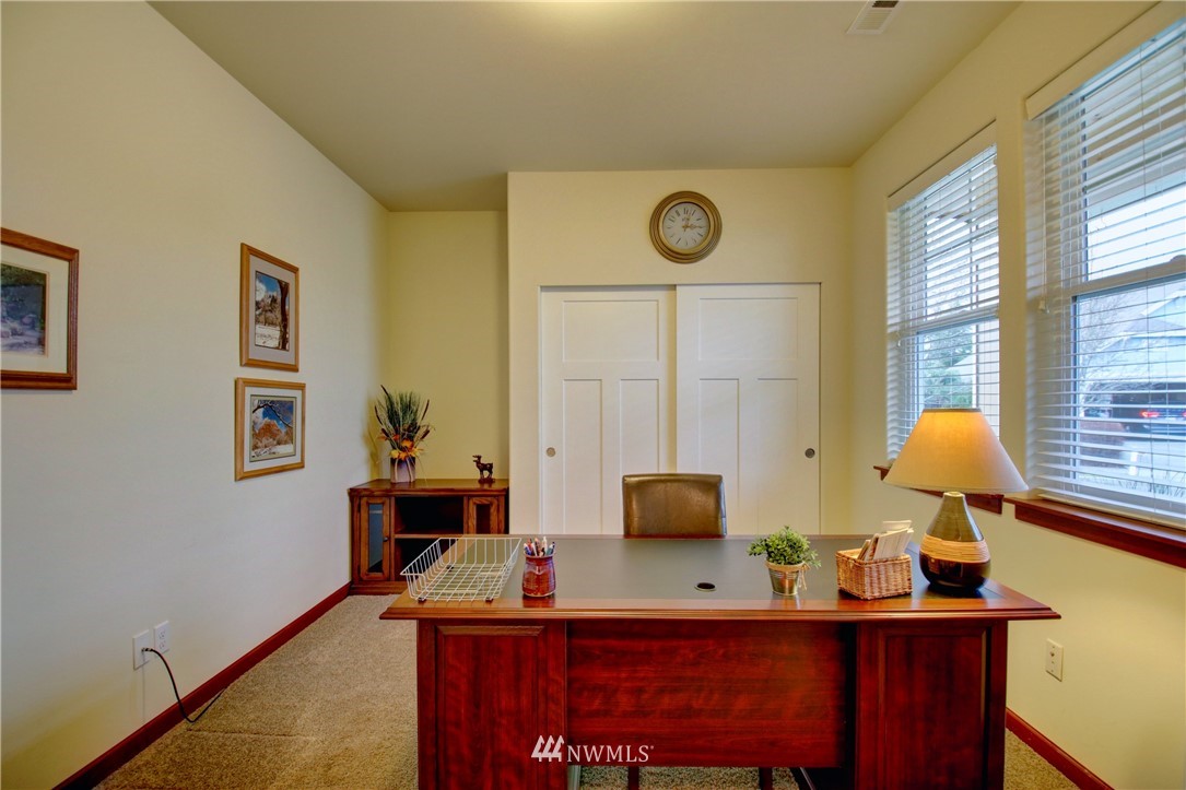 926 Chestnut Loop Mount Vernon, WA 98274 - Photo 9 of 31 Gallery Image 9