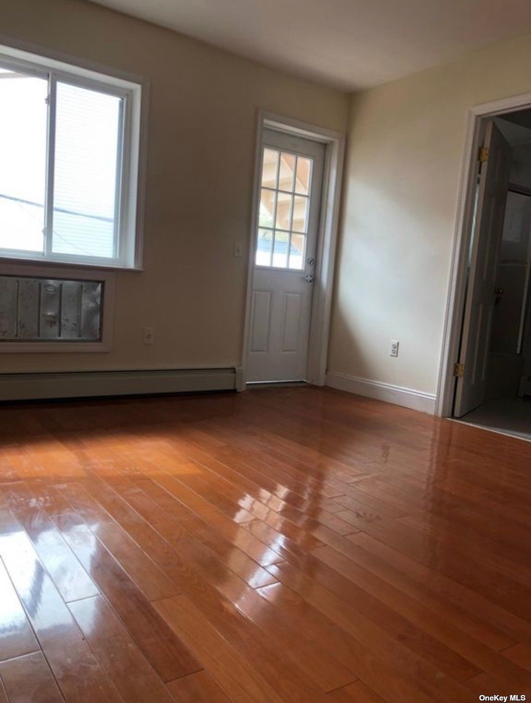 54-14 111th Street Queens, NY 11368 - Photo 4 of 12