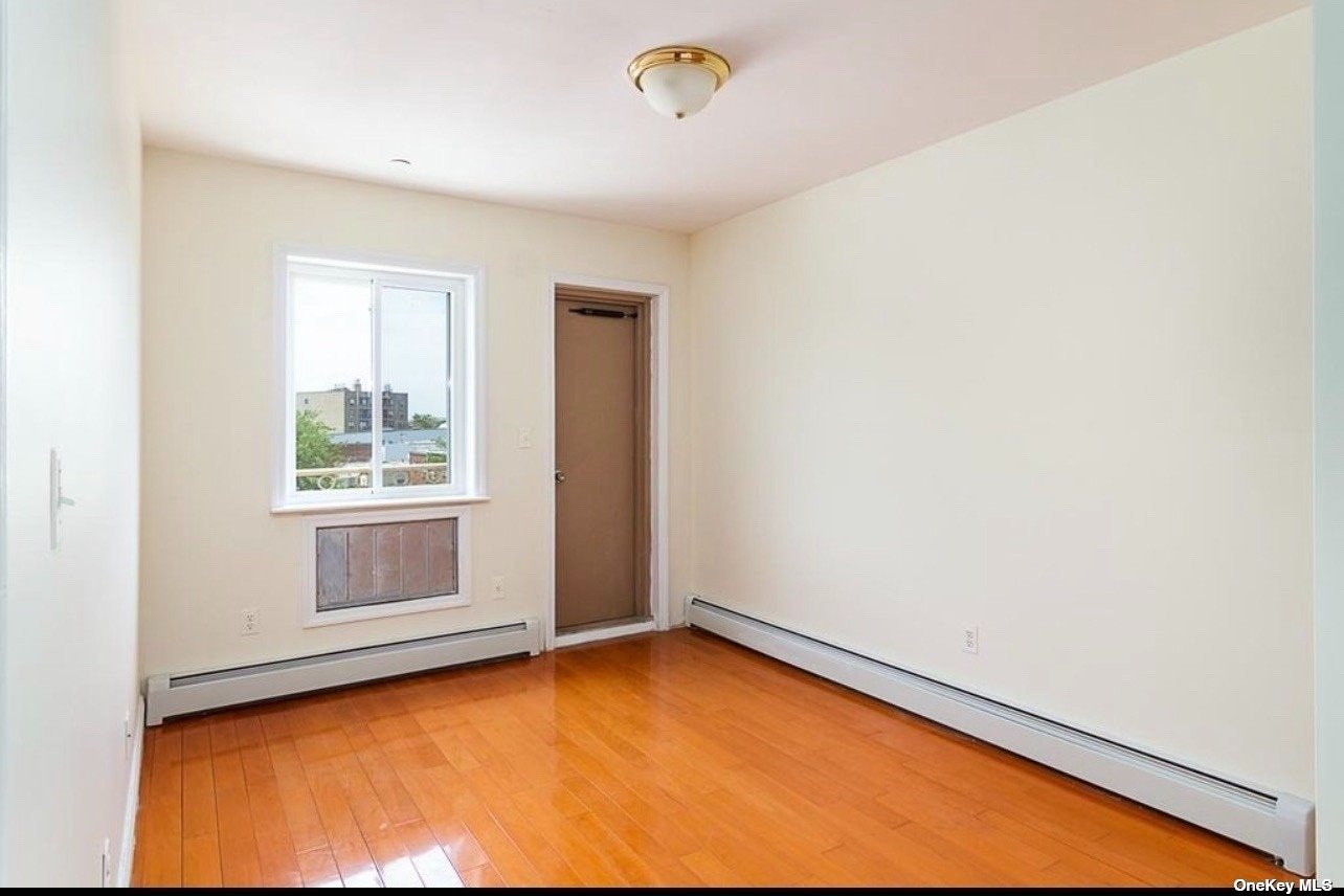 54-14 111th Street Queens, NY 11368 - Photo 5 of 12