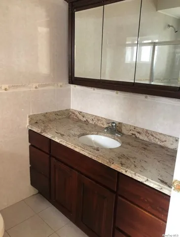 $3,680,000 | 54-14 111th Street | South Corona