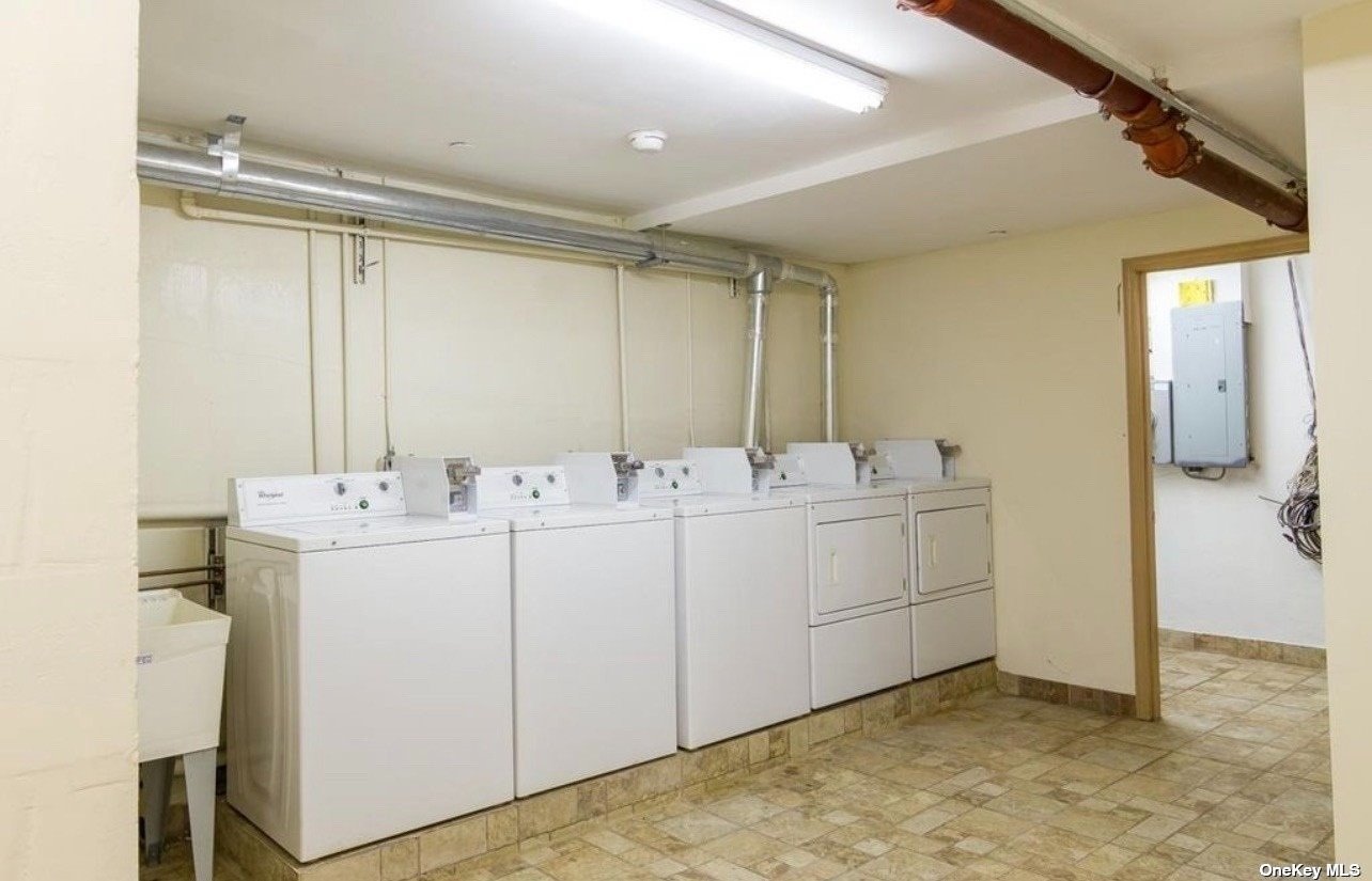 54-14 111th Street Queens, NY 11368 - Photo 10 of 12