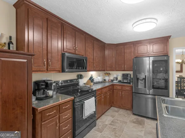 $344,000 | 170 Aaron Court, Forsyth, GA 31029