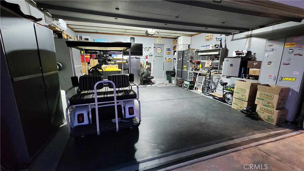 81641 Ave 48, Unit SPC 104 Indio, CA 92201 - Photo 41 of 50 a view of a room with gym equipment