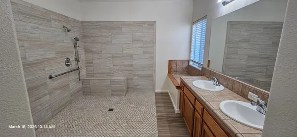 $2,500 | 106 Palm Court, Fowler, CA 93625