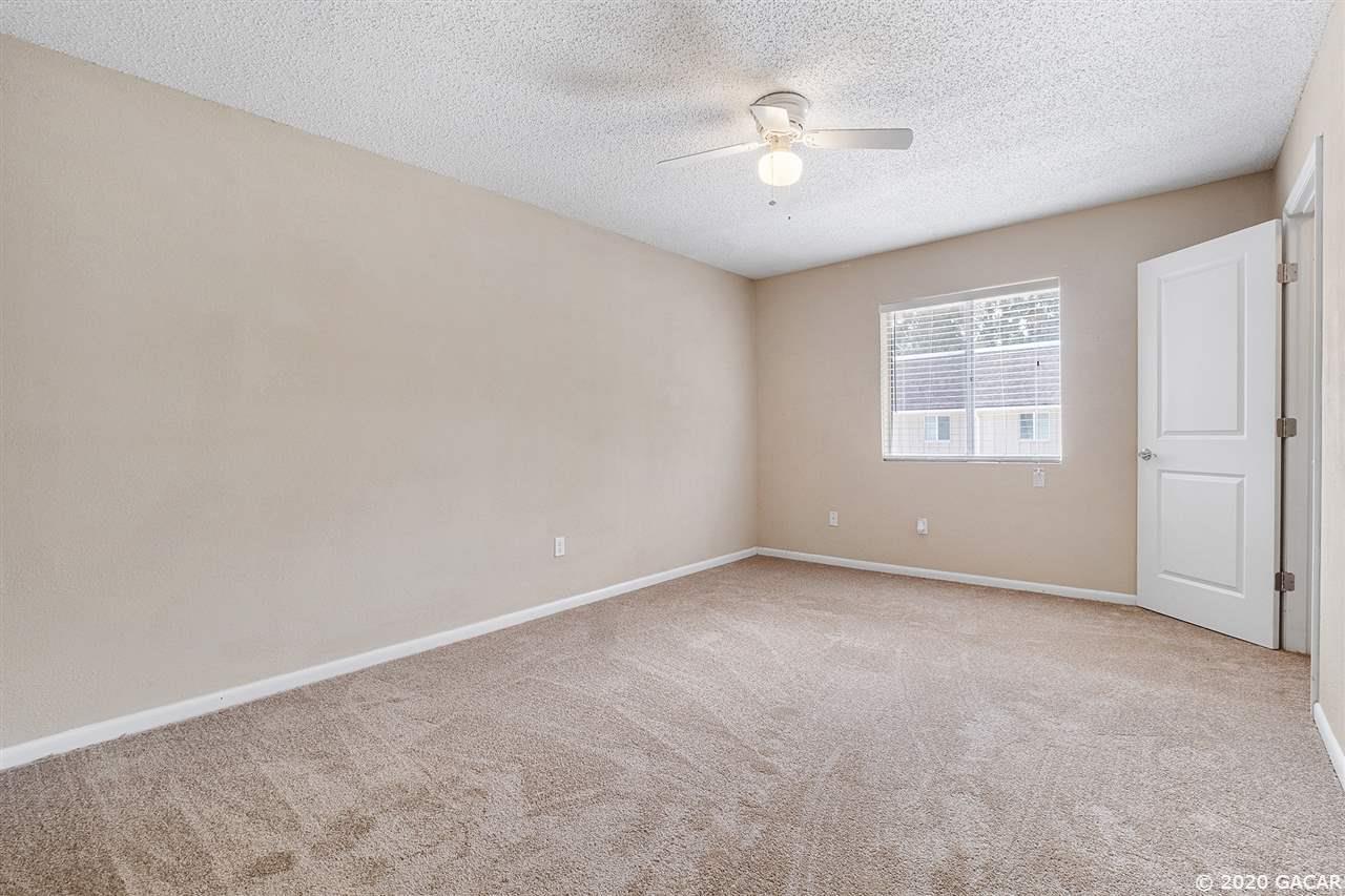 507 Northwest 39th Road, Unit 155 Gainesville, FL 32607 - Photo 17 of 24