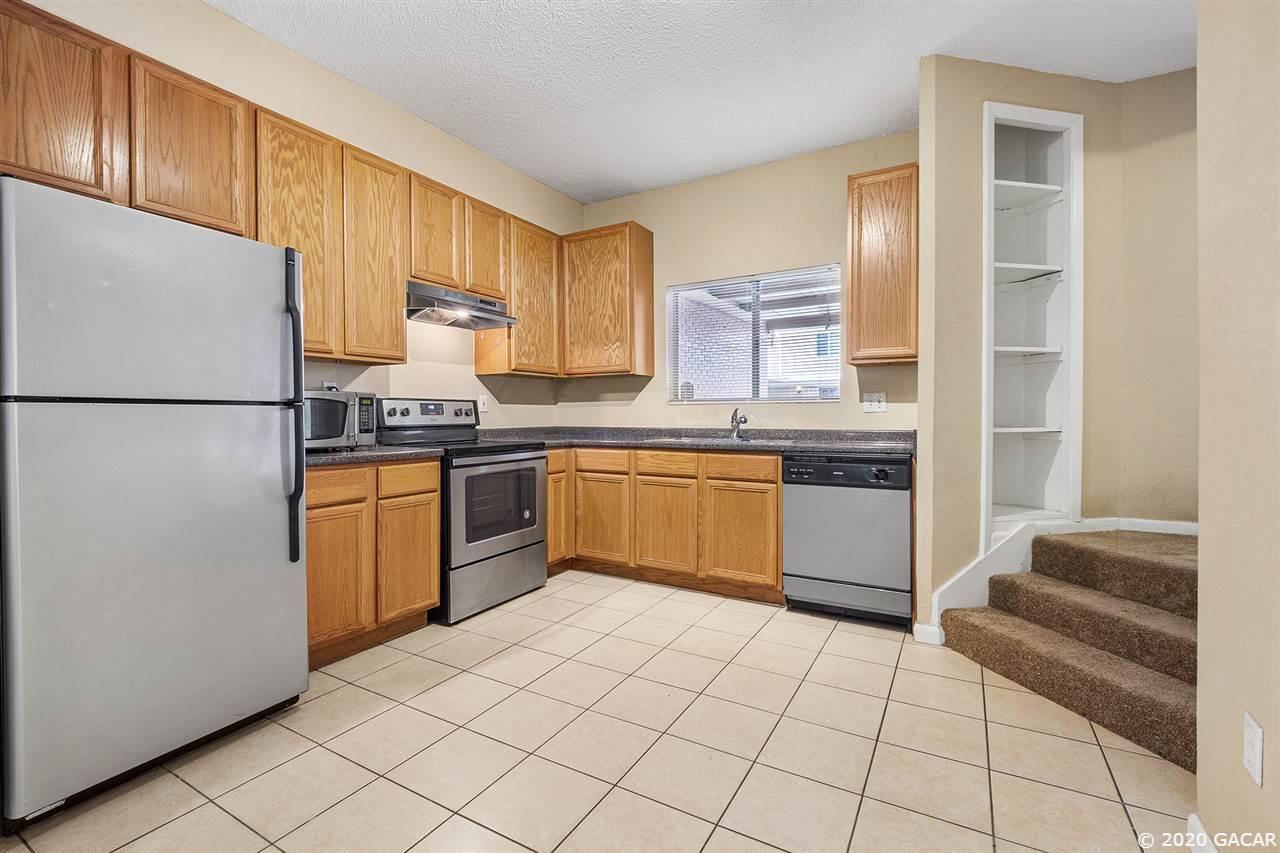 507 Northwest 39th Road, Unit 155 Gainesville, FL 32607 - Photo 10 of 24