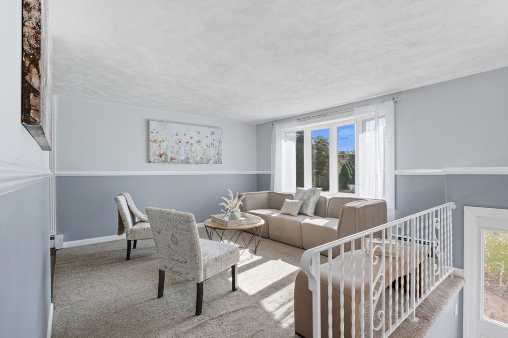 42 Fairmeadow Road Wilmington, MA 01887 - Photo 11 of 28 Gallery Image 11