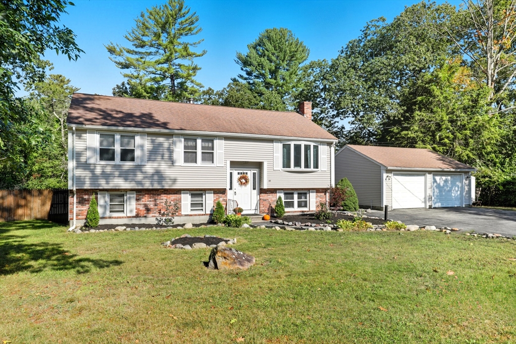 42 Fairmeadow Road Wilmington, MA 01887 - Photo 3 of 28 Gallery Image 3