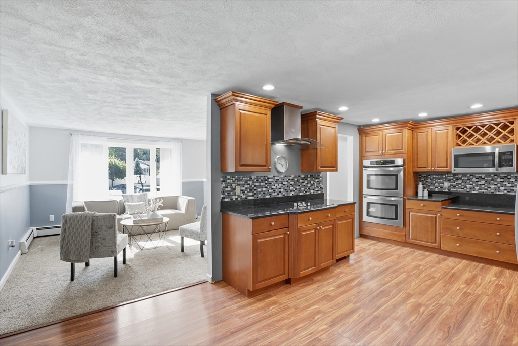 42 Fairmeadow Road Wilmington, MA 01887 - Photo 4 of 28 Gallery Image 4