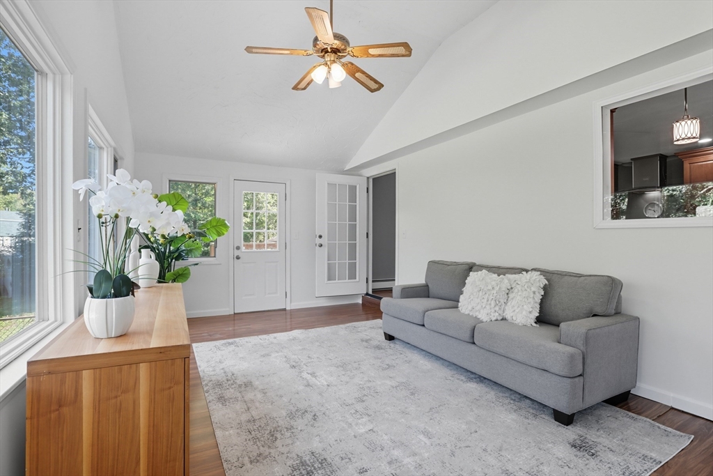 42 Fairmeadow Road Wilmington, MA 01887 - Photo 8 of 28 Gallery Image 8