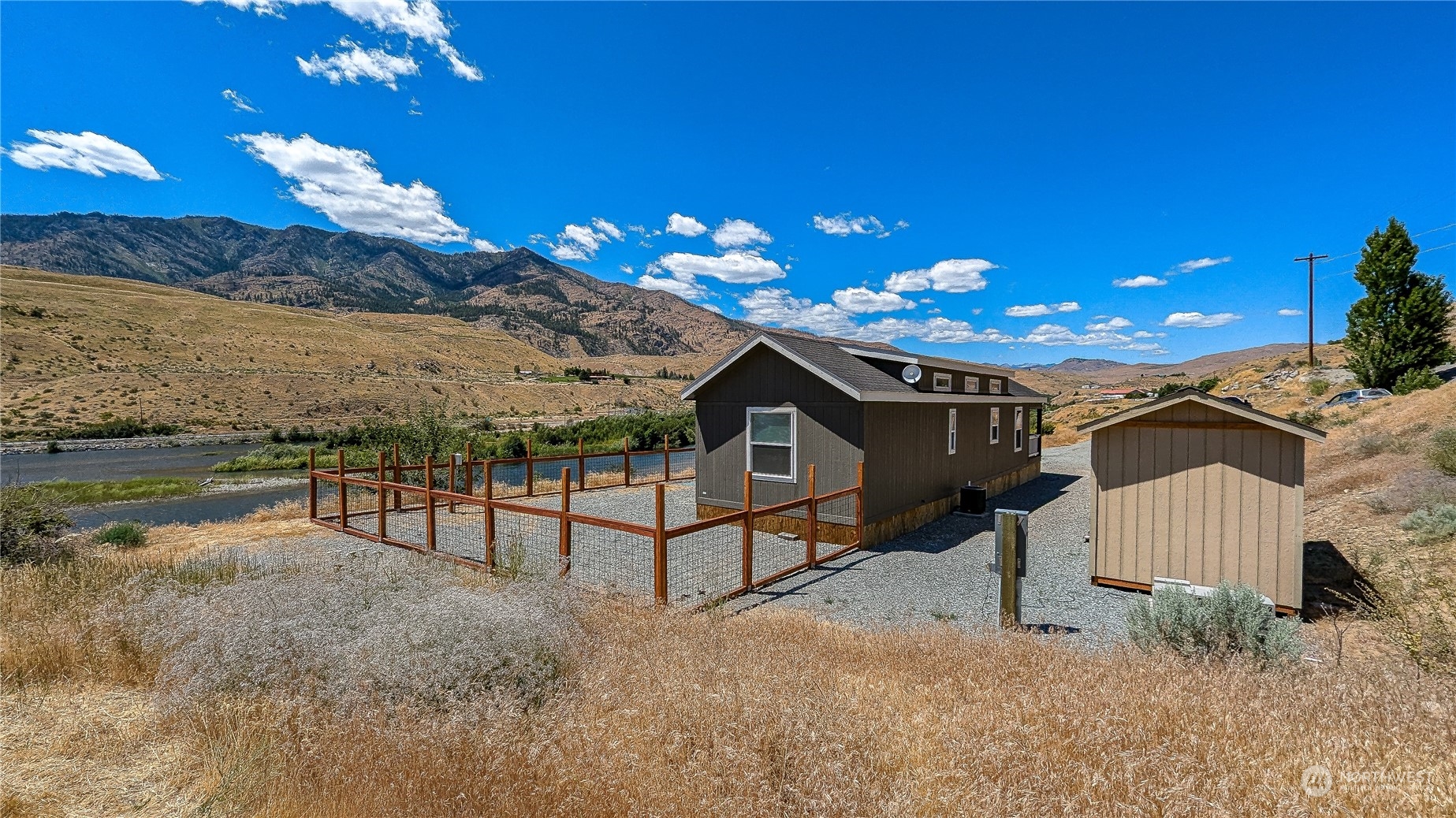 821 Riverside Drive Pateros, WA 98846 - Photo 29 of 40 Gallery Image 29