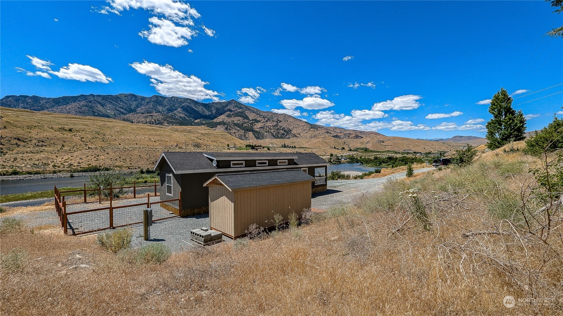 821 Riverside Drive Pateros, WA 98846 - Photo 31 of 40 Gallery Image 31
