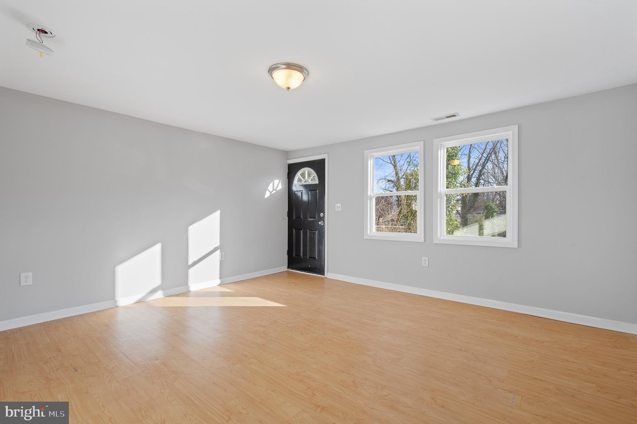 801 Seckel Court Halethorpe, MD 21227 - Photo 13 of 32