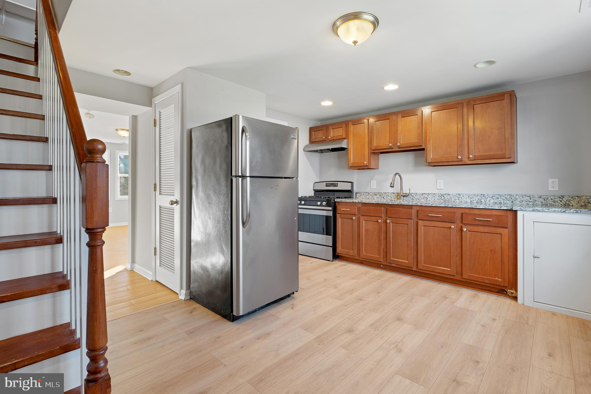 801 Seckel Court Halethorpe, MD 21227 - Photo 3 of 32