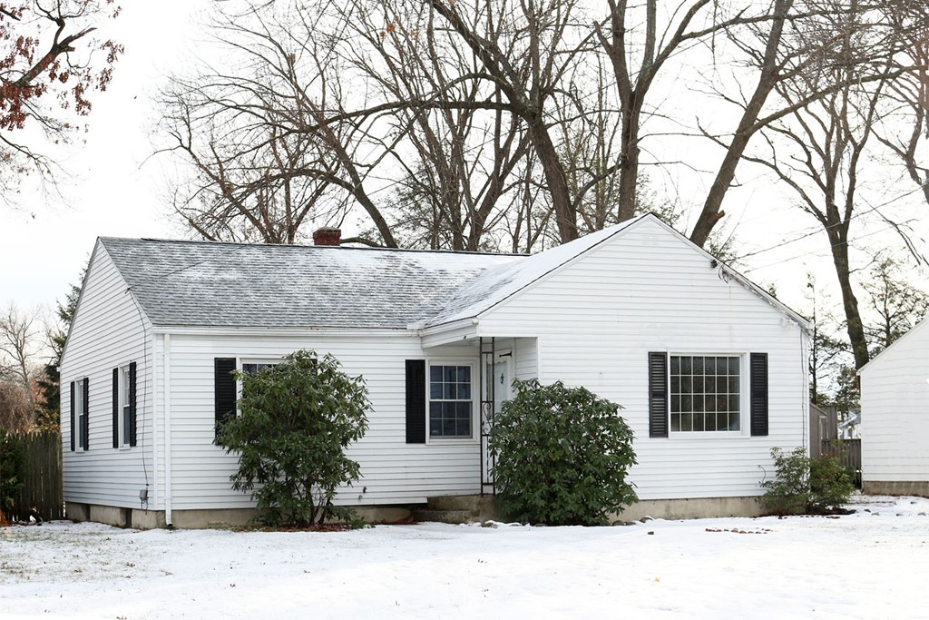 63 Joanne Road Springfield, MA 01119 - Photo 1 of 21
