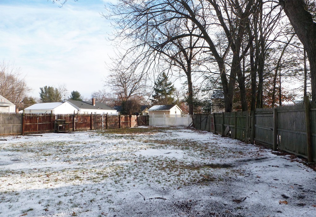 63 Joanne Road Springfield, MA 01119 - Photo 2 of 21