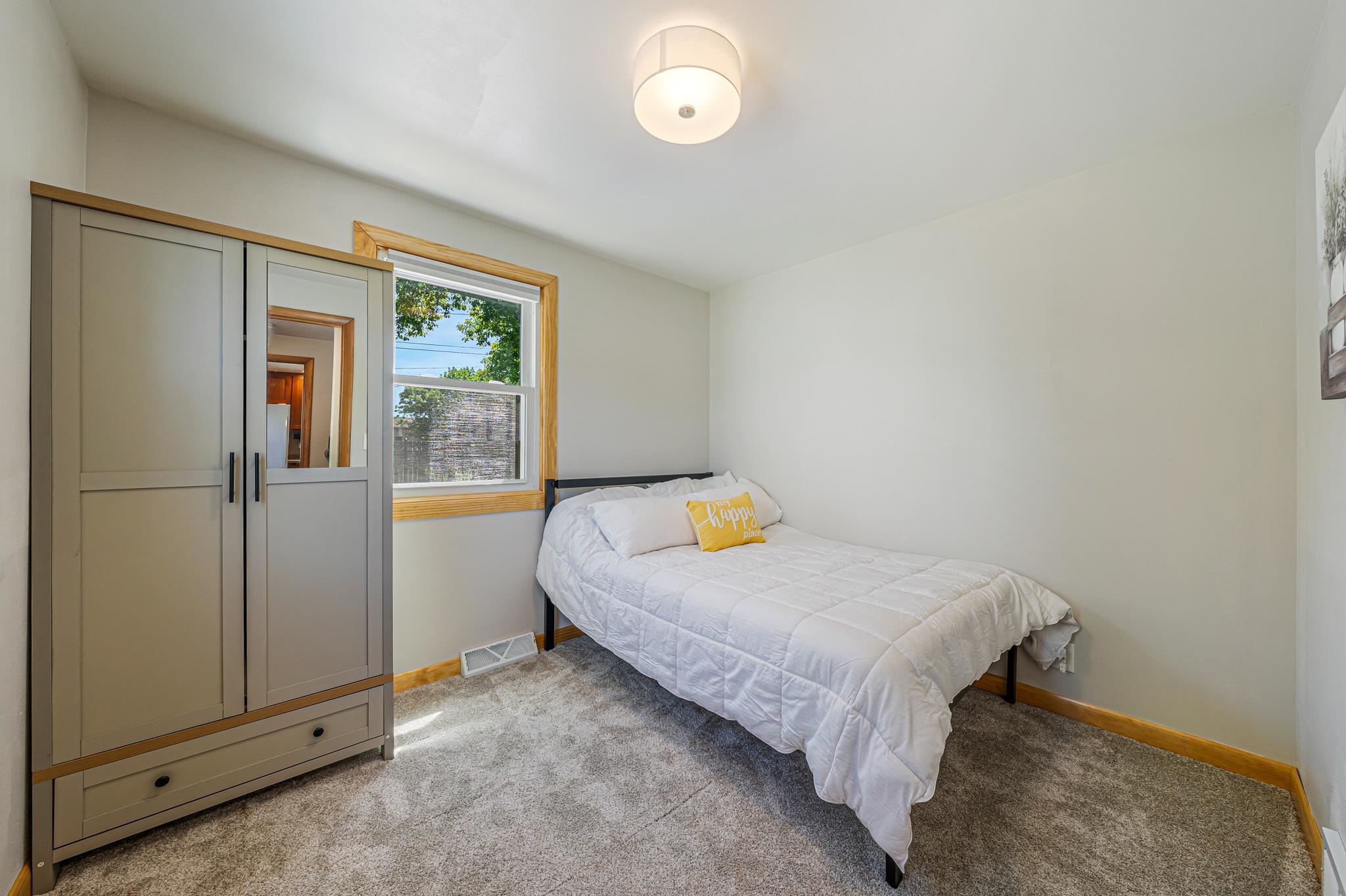 1932 Maplecrest Drive Appleton, WI 54915 - Photo 13 of 43