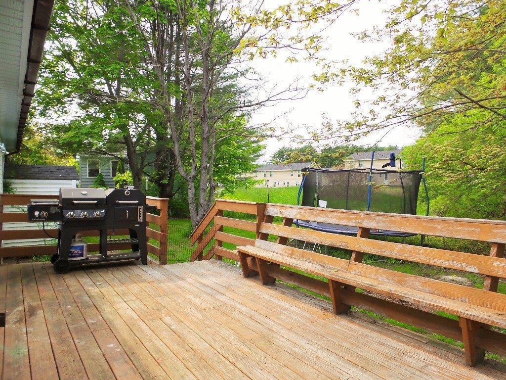 19 New England Road Augusta, ME 04330 - Photo 17 of 21 Deck