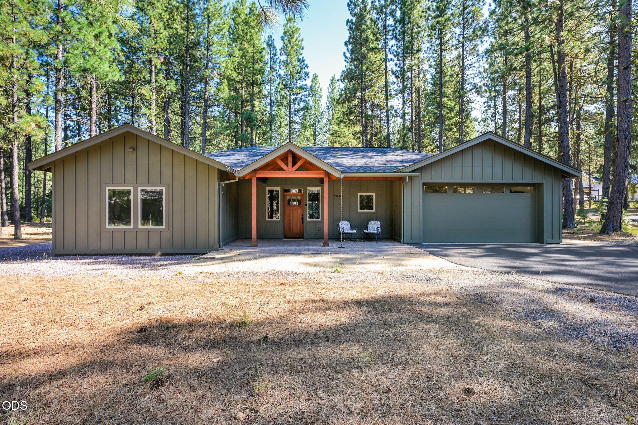 70828 Purslane Black Butte Ranch, OR 97759 - Photo 1 of 66 Gallery Image 1