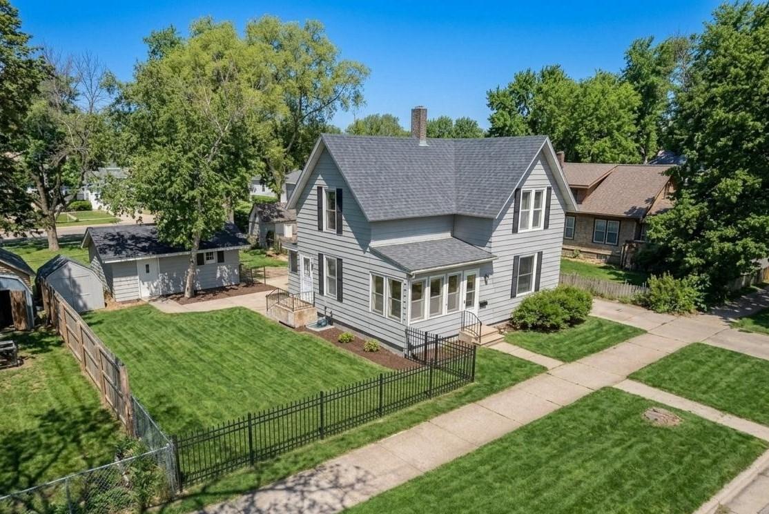 112 7th Avenue Northwest Faribault, MN 55021 - Photo 1 of 29