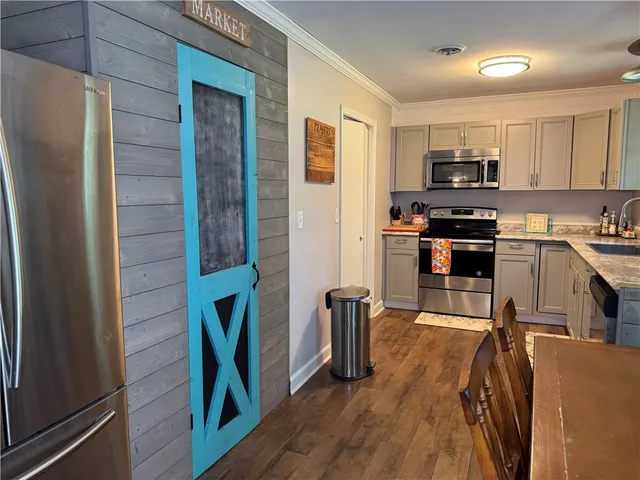 $299,900 | 242 Redwood Drive, Easley, SC 29642