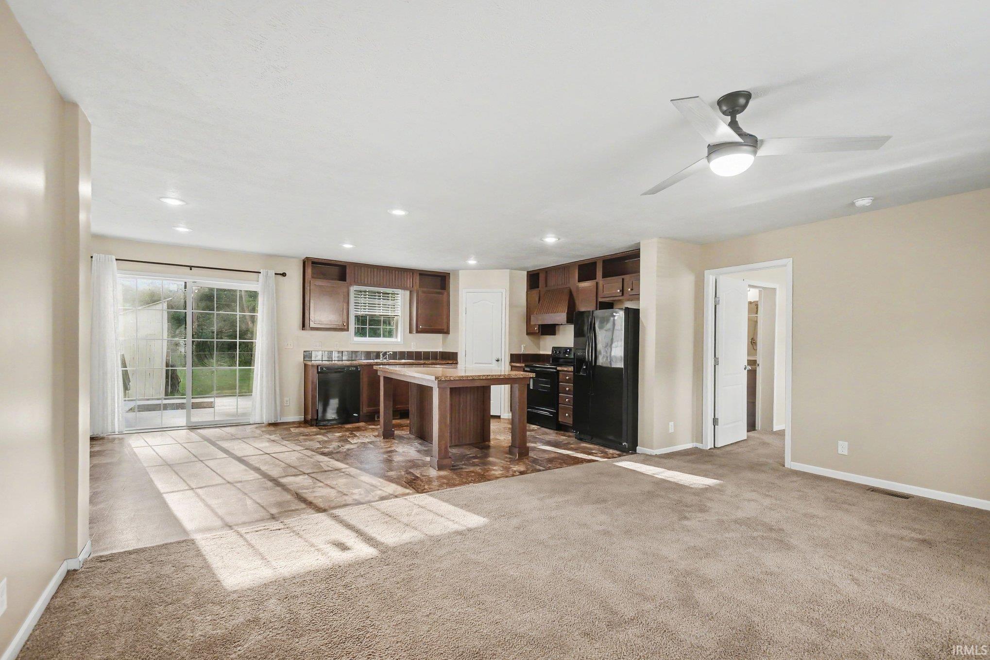 51748 Juniper Road South Bend, IN 46637 - Photo 4 of 28 Gallery Image 4