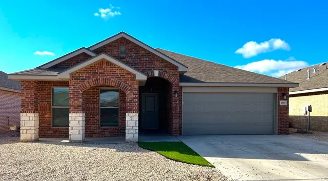 $2,250 | 2018 Kenwood Avenue, Lubbock, TX 79407