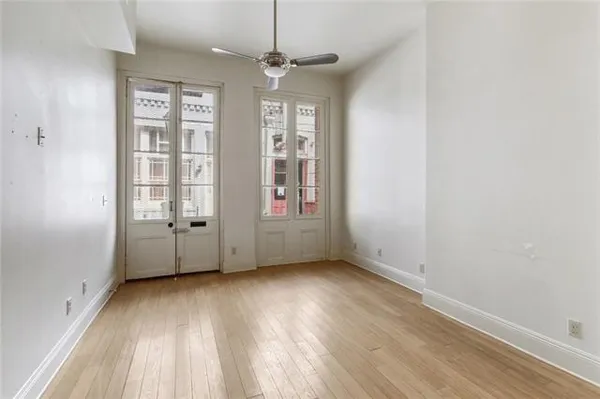 $9,177,000 | 313 Exchange Place, New Orleans, LA 70130