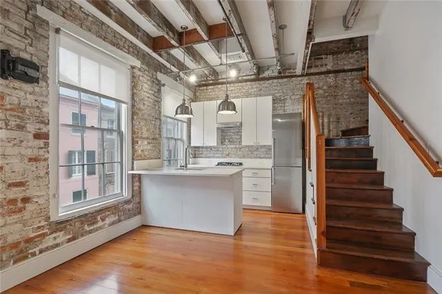 $9,660,000 | 313 Exchange Place, New Orleans, LA 70130