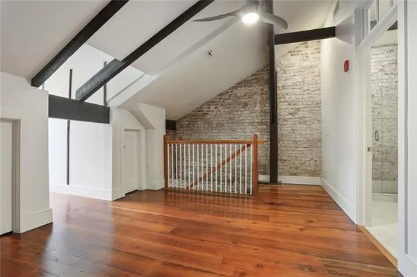 $9,177,000 | 313 Exchange Place, New Orleans, LA 70130
