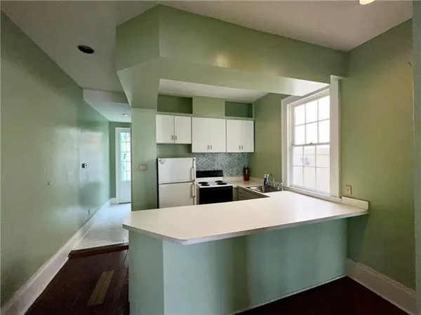 $9,177,000 | 313 Exchange Place, New Orleans, LA 70130