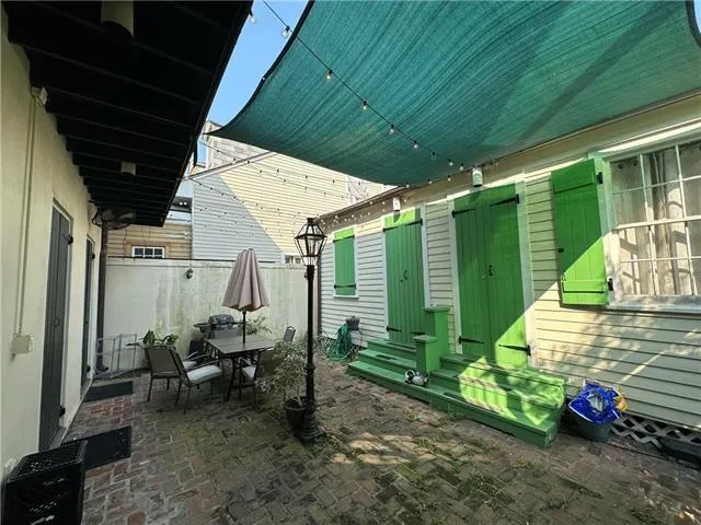 $9,660,000 | 313 Exchange Place, New Orleans, LA 70130