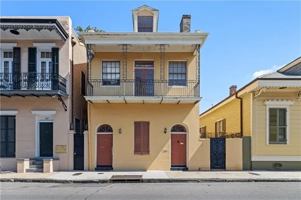 $9,177,000 | 313 Exchange Place, New Orleans, LA 70130