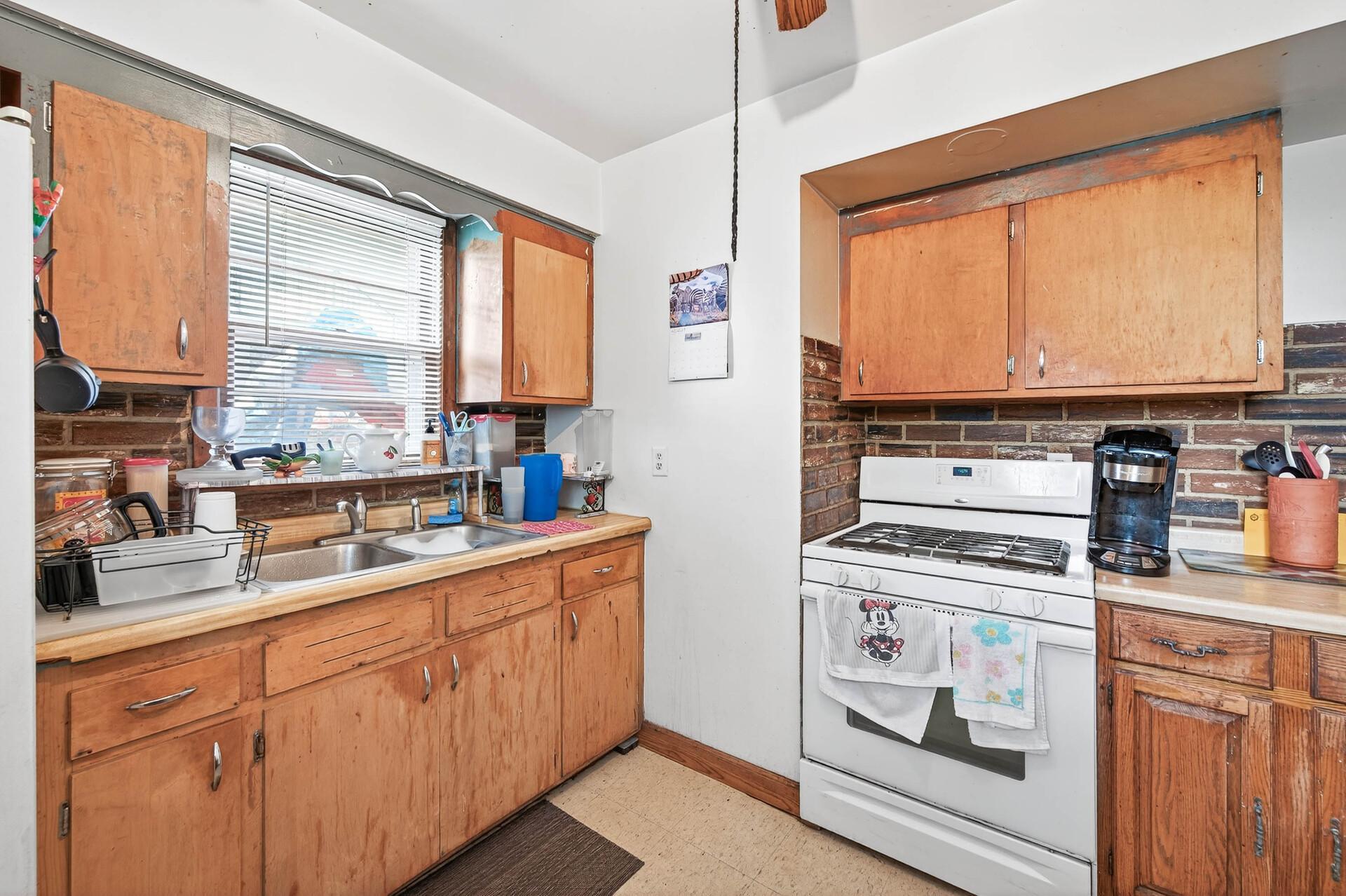 4630 Taylor Street Northeast Columbia Heights, MN 55421 - Photo 17 of 47