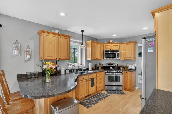 $379,900 | 3849 Thorncrest Drive, Jackson, MI 49203