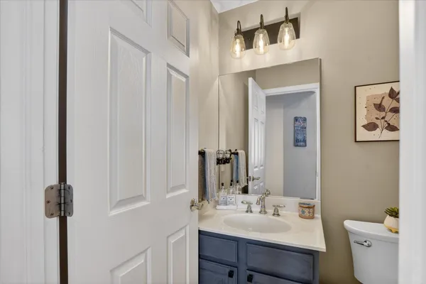 $379,900 | 3849 Thorncrest Drive, Jackson, MI 49203