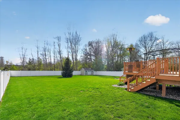 $379,900 | 3849 Thorncrest Drive, Jackson, MI 49203