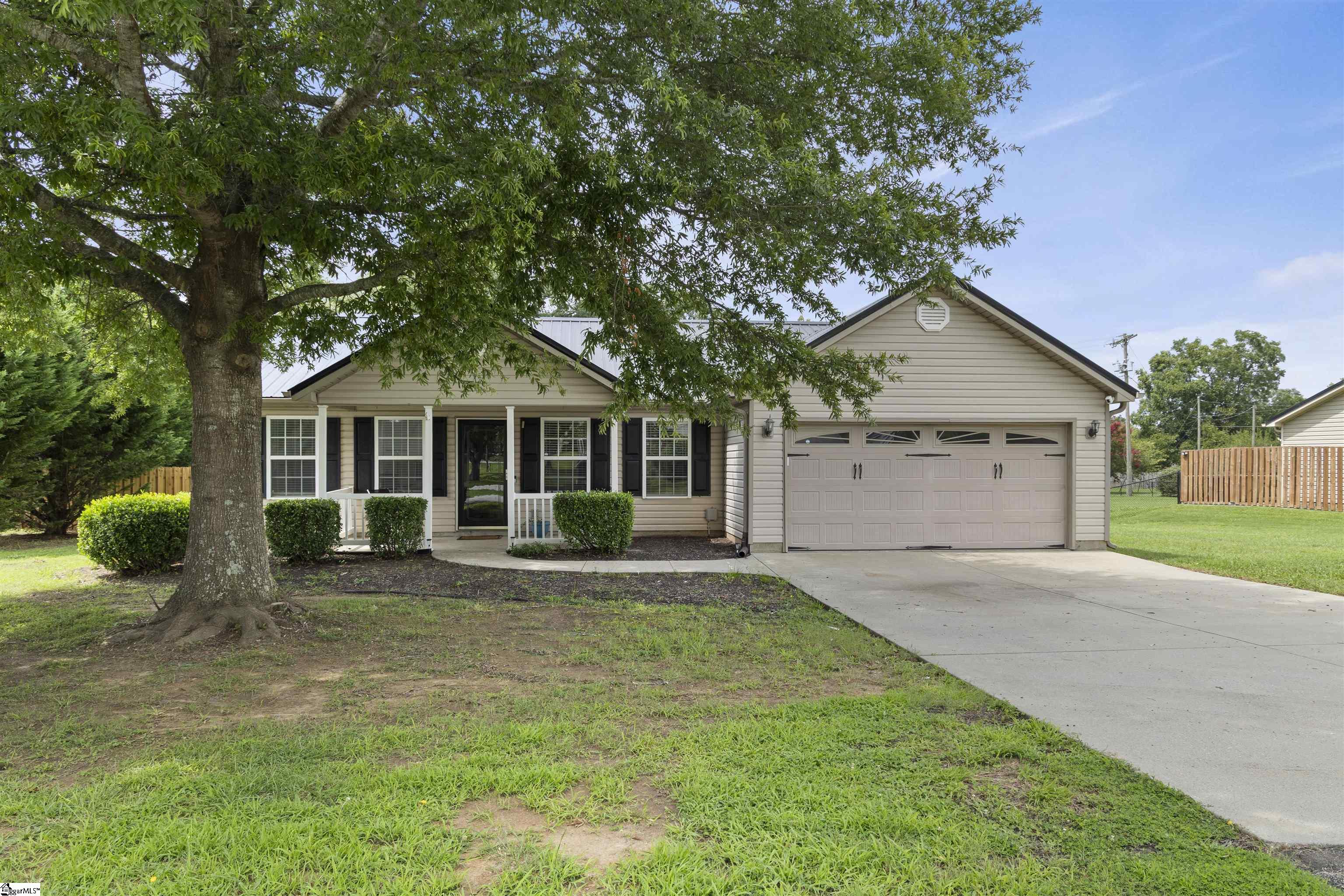 101 Pleasantburg Road Anderson, SC 29625 - Photo 2 of 50