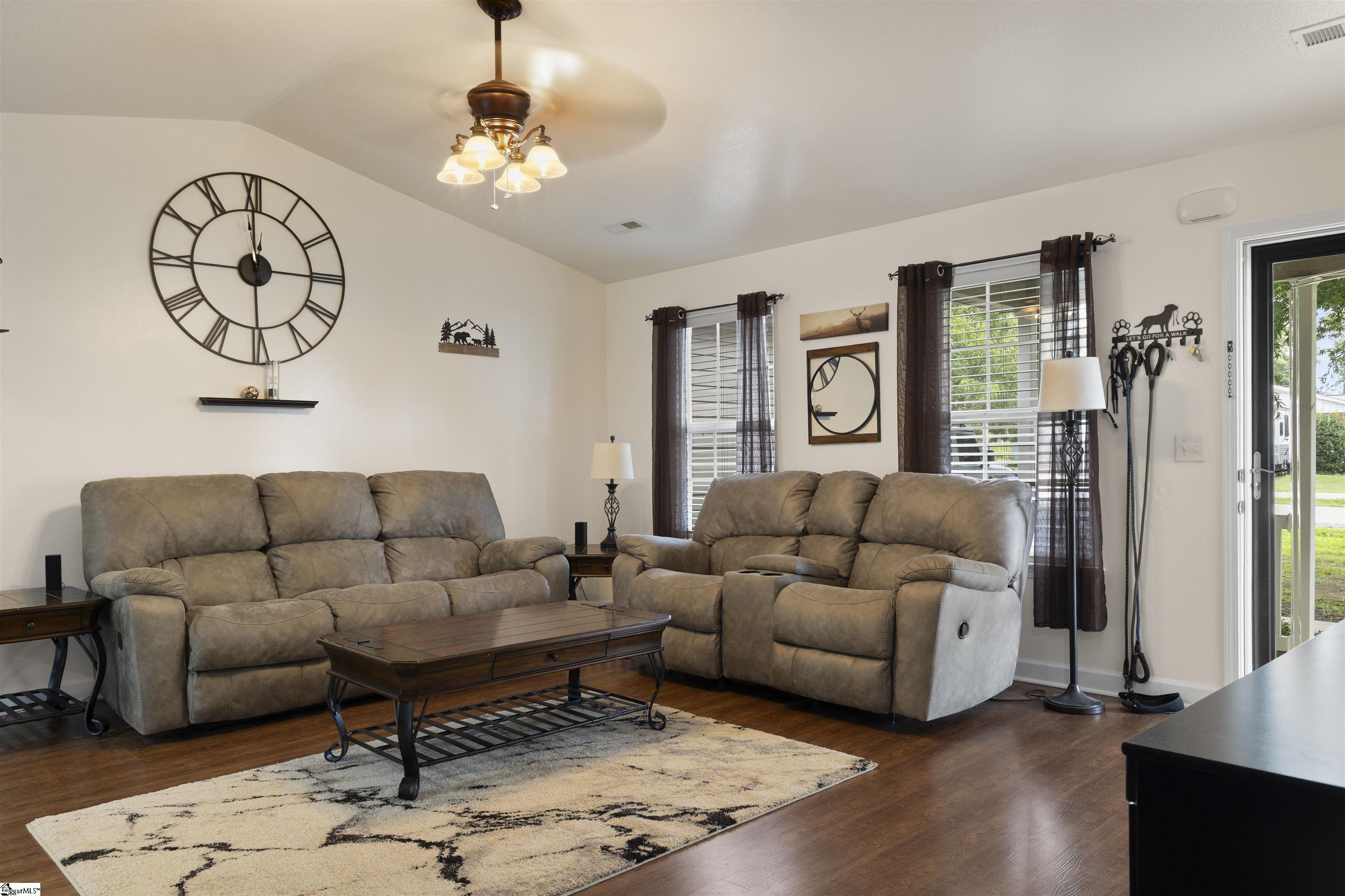 101 Pleasantburg Road Anderson, SC 29625 - Photo 9 of 50