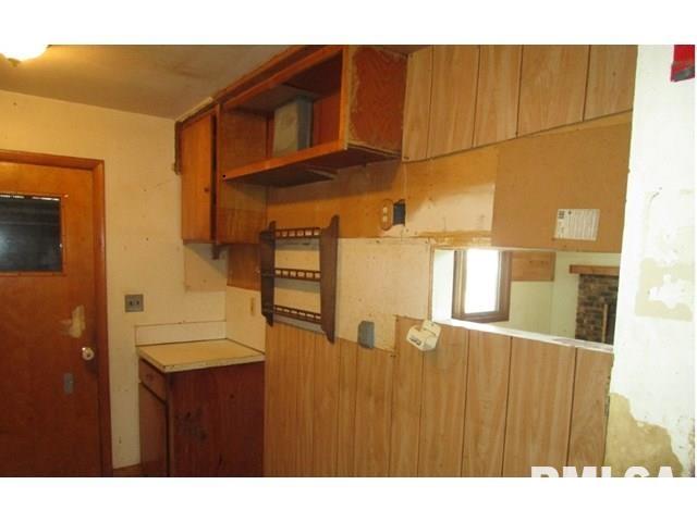 407 South Grape Street Morrison, IL 61270 - Photo 8 of 11 Gallery Image 8