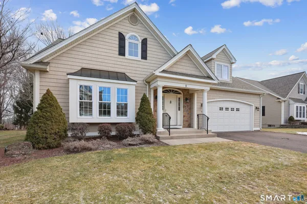 $630,000 | 9 Dogwood Court, Unit 9, Rocky Hill, CT 06067