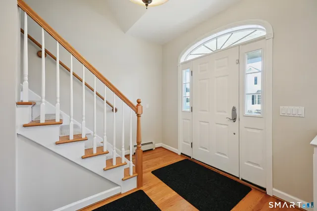 $630,000 | 9 Dogwood Court, Unit 9, Rocky Hill, CT 06067