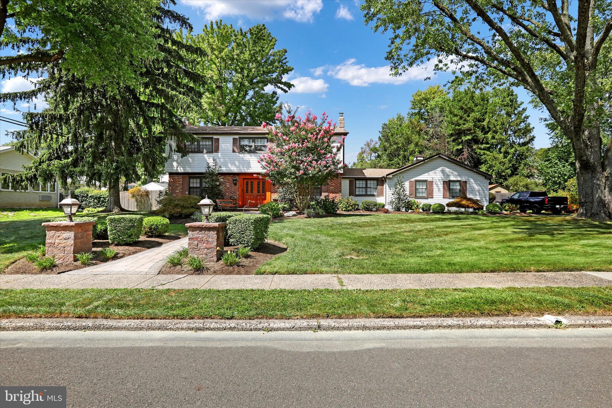 3844 Byron Road Huntingdon Valley, PA 19006 - Photo 3 of 40 Gallery Image 3